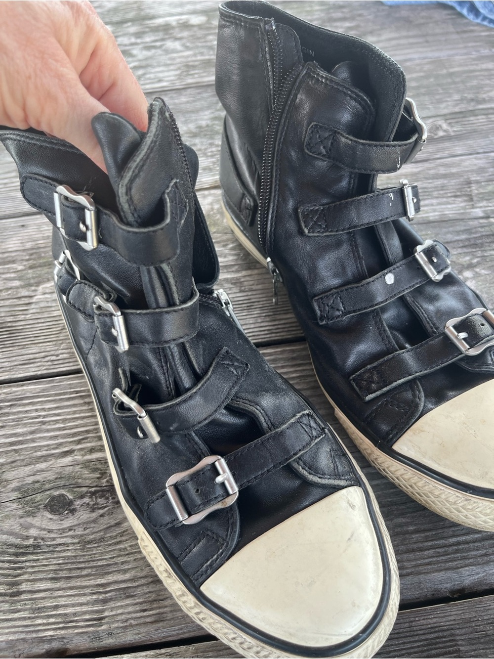 USA LIMITED  edition Black Leather Buckle High-Top Sneakers White Toe Womens 8